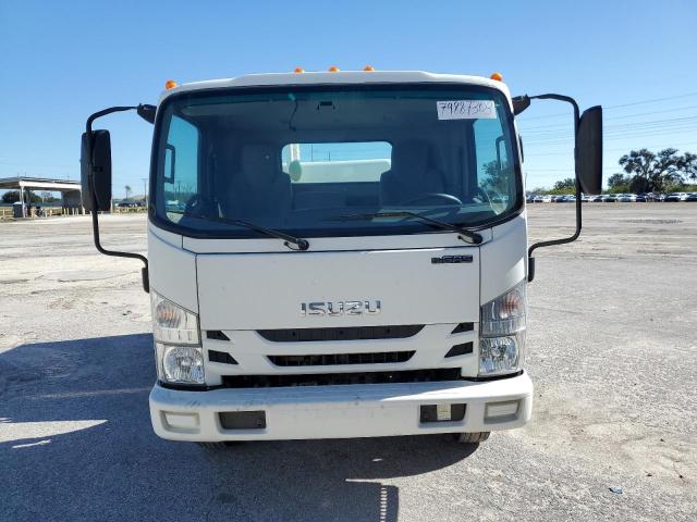 54DC4W1B4JS811984 - 2018 ISUZU NPR HD WHITE photo 5