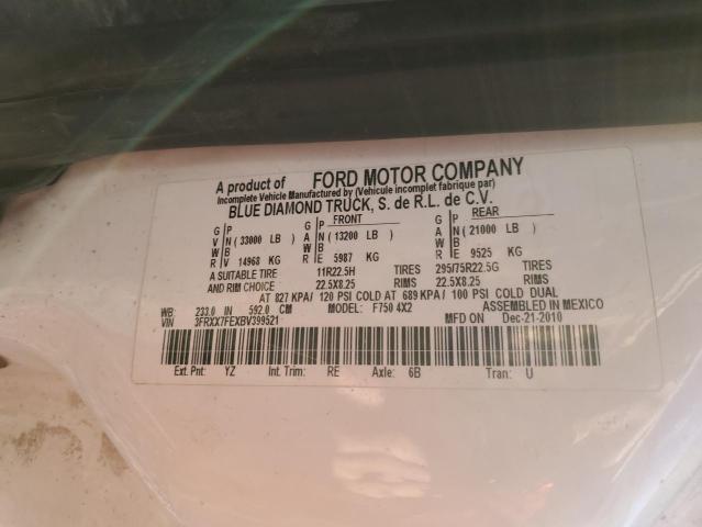 3FRXX7FEXBV399521 - 2011 FORD F750 SUPER DUTY WHITE photo 10