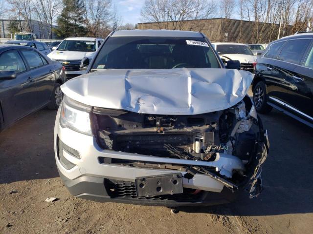 1FM5K8AR2JGC77328 - 2018 FORD EXPLORER POLICE INTERCEPTOR Silber Foto 5