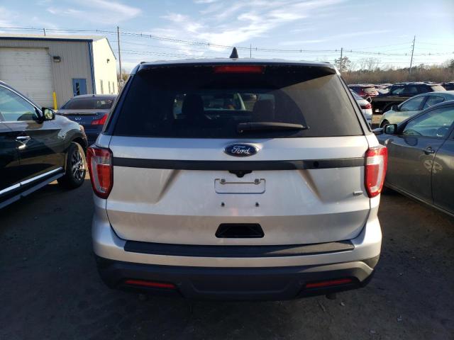 1FM5K8AR2JGC77328 - 2018 FORD EXPLORER POLICE INTERCEPTOR Silber Foto 6