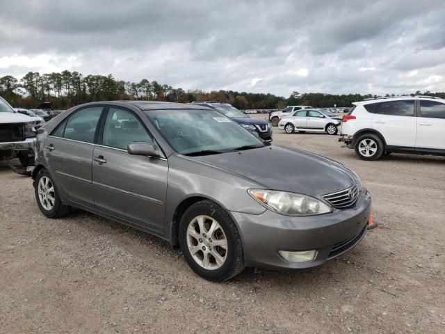 4T1BF32K45U591856 - 2005 TOYOTA CAMRY LE GRAY photo 4