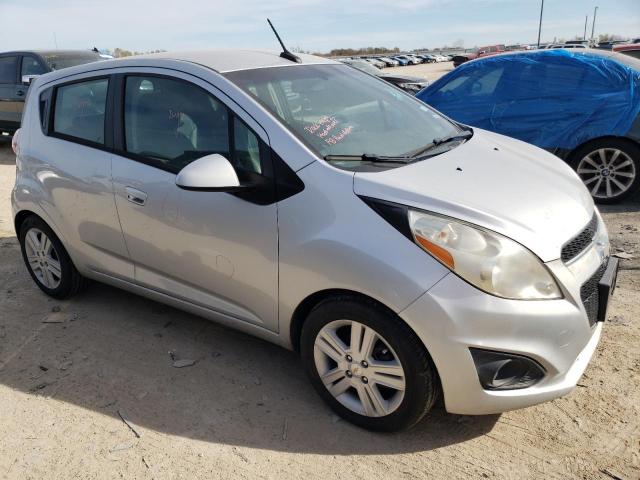 KL8CD6S91DC625228 - 2013 CHEVROLET SPARK 1LT SILVER photo 4