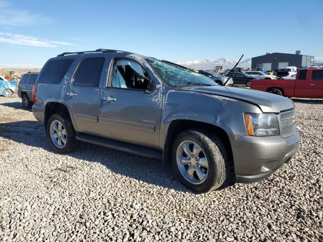 1GNSKBE05CR253250 - 2012 CHEVROLET TAHOE K1500 LT GRAY photo 4