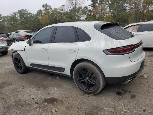 WP1AA2A57MLB18010 - 2021 PORSCHE MACAN WHITE photo 2