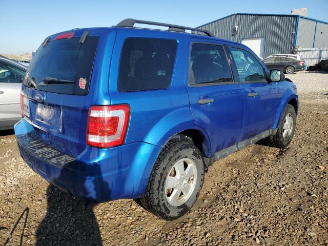 1FMCU9D75BKC54805 - 2011 FORD ESCAPE XLT BLUE photo 3