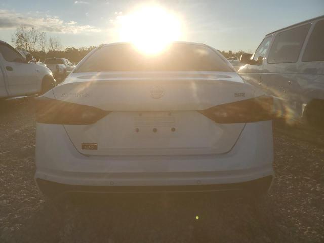 1N4BL4CV5LC211511 - 2020 NISSAN ALTIMA SR WHITE photo 6