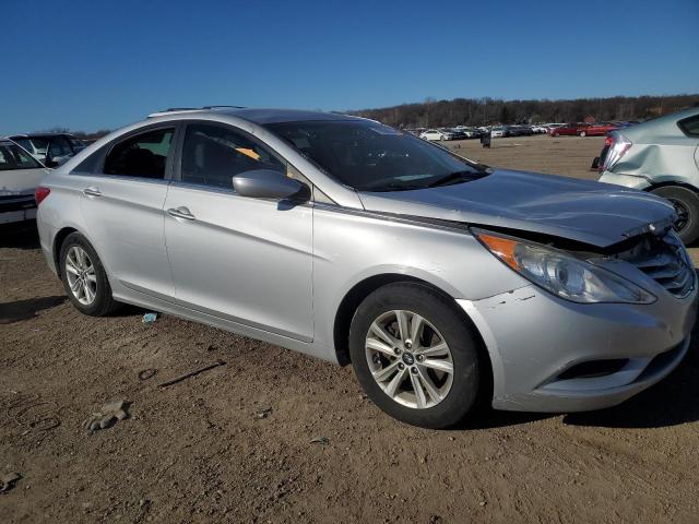 5NPEB4AC8CH473121 - 2012 HYUNDAI SONATA GLS SILVER photo 4