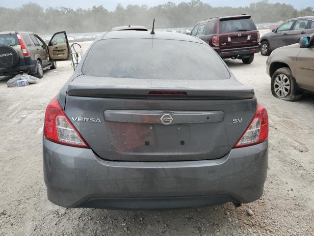 3N1CN7AP4HL816777 - 2017 NISSAN VERSA S GRAY photo 6