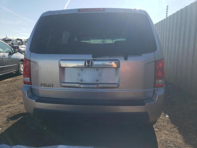 5FNYF3H48AB017397 - 2010 HONDA PILOT EX SILVER photo 6