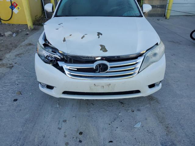 4T1BK3DB2BU413240 - 2011 TOYOTA AVALON BASE 白色 照片 11