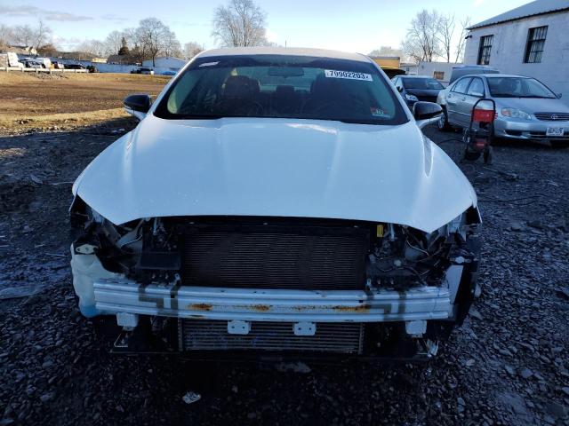 3FA6P0HR5DR246160 - 2013 FORD FUSION SE WHITE photo 5