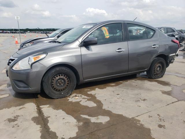 3N1CN7AP0HL842566 - 2017 NISSAN VERSA S GRAY photo 1