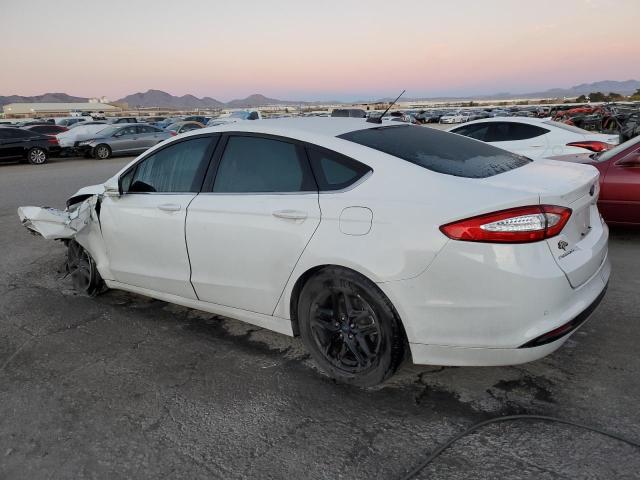 3FA6P0HR7DR227514 - 2013 FORD FUSION SE WHITE photo 2