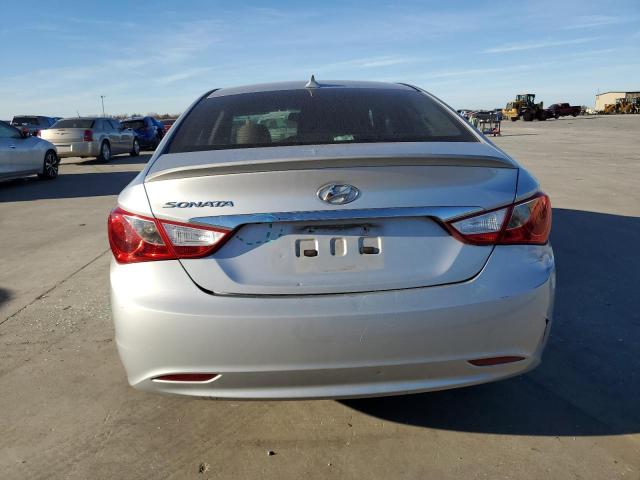 5NPEB4AC2DH671128 - 2013 HYUNDAI SONATA GLS SILVER photo 6