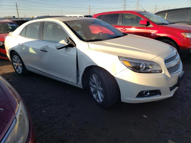 1G11H5SA2DF194543 - 2013 CHEVROLET MALIBU LTZ თეთრი ფოტო 4