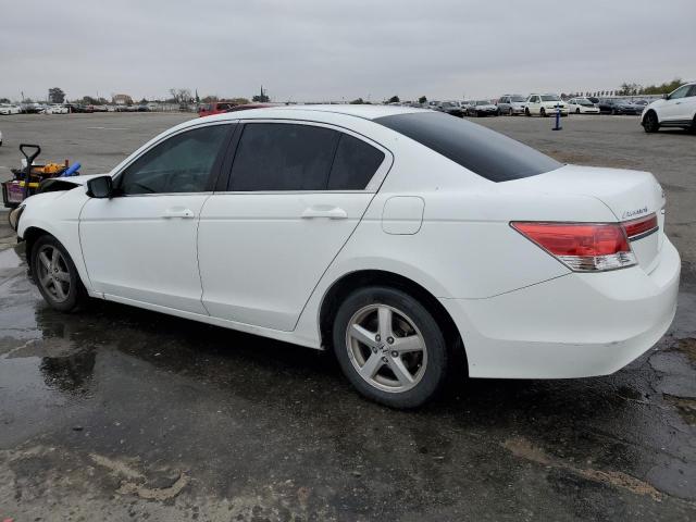 1HGCP2F39CA232747 - 2012 HONDA ACCORD LX WHITE photo 2