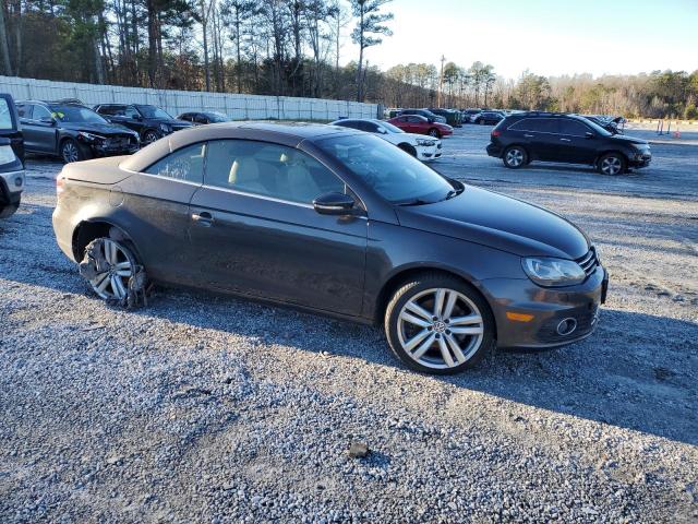 WVWFW8AHXDV009339 - 2013 VOLKSWAGEN EOS LUX 棕色 照片 4