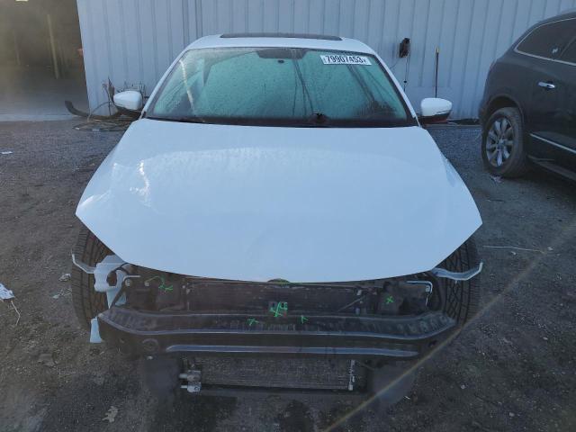 3VWLL7AJ3EM411852 - 2014 VOLKSWAGEN JETTA TDI WHITE photo 5