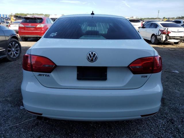 3VWLL7AJ3EM411852 - 2014 VOLKSWAGEN JETTA TDI WHITE photo 6