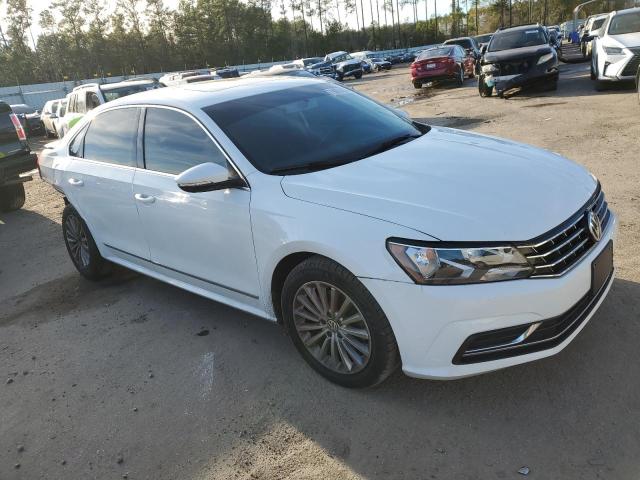 1VWBT7A34GC012305 - 2016 VOLKSWAGEN PASSAT SE WHITE photo 4