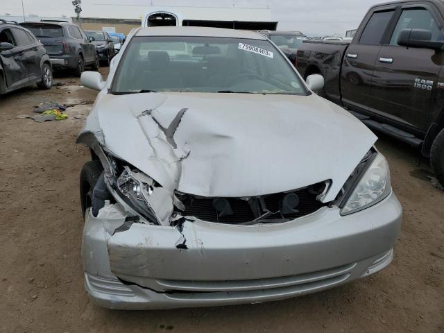 4T1BE32K94U908743 - 2004 TOYOTA CAMRY LE SILVER photo 5