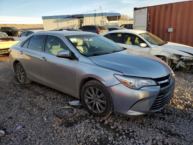 4T1BF1FK1HU670484 - 2017 TOYOTA CAMRY LE SILVER photo 4