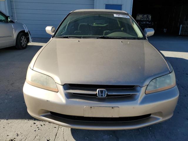 1HGCG5642YA080750 - 2000 HONDA ACCORD LX TAN photo 5