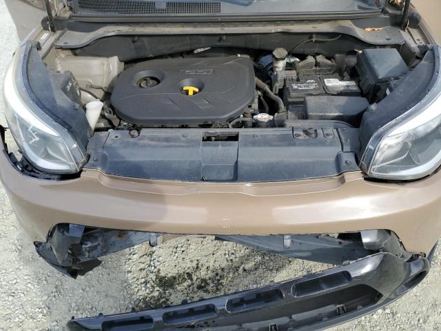 KNDJP3A53F7176231 - 2015 KIA SOUL + BROWN photo 11