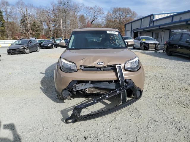 KNDJP3A53F7176231 - 2015 KIA SOUL + BROWN photo 5