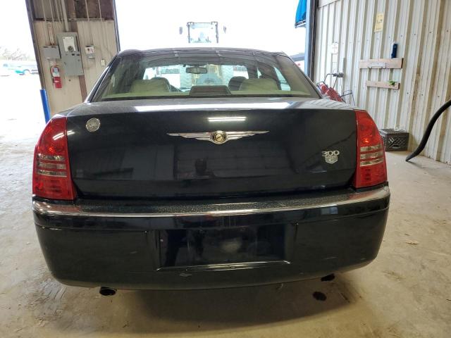 2C3KA63H36H365582 - 2006 CHRYSLER 300C BLACK photo 6