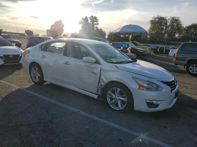 1N4AL3AP9EC426631 - 2014 NISSAN ALTIMA 2.5 WHITE photo 4