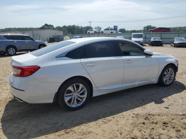 1HGCV1F1XJA226273 - 2018 HONDA ACCORD LX WHITE photo 3