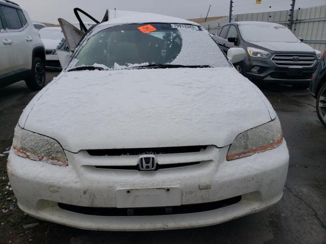 1HGCG5640XA105496 - 1999 HONDA ACCORD LX WHITE photo 5