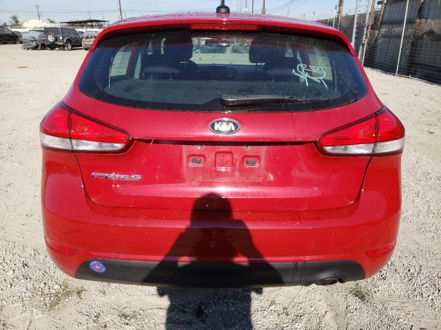 KNAFK5A84H5678431 - 2017 KIA FORTE LX RED photo 6