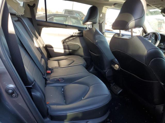 5TDHZRBH9MS111200 - 2021 TOYOTA HIGHLANDER XLE GRAY photo 11