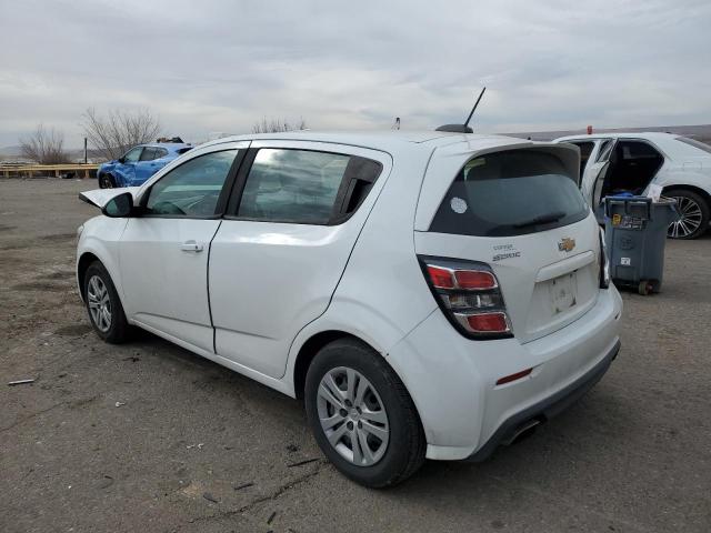 1G1JG6SH8H4153115 - 2017 CHEVROLET SONIC WHITE photo 2