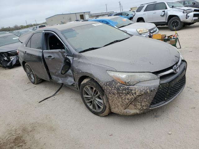 4T1BF1FK6HU688298 - 2017 TOYOTA CAMRY LE GRAY photo 4