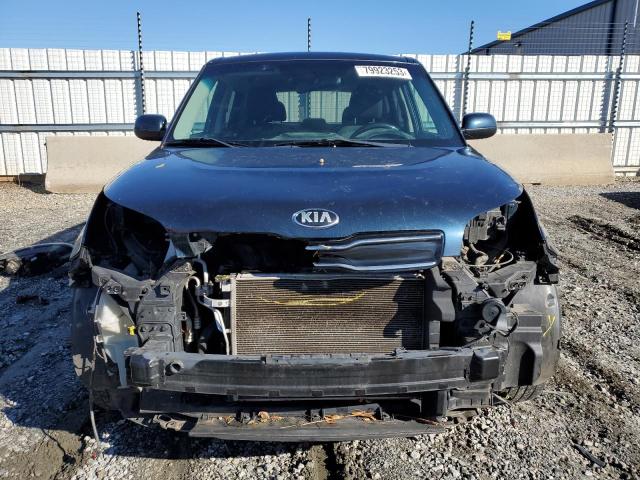 KNDJP3A5XJ7535910 - 2018 KIA SOUL + BLUE photo 5