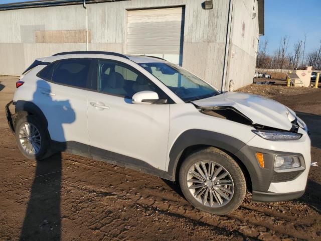 KM8K62AA7LU447024 - 2020 HYUNDAI KONA SEL PLUS WHITE photo 4