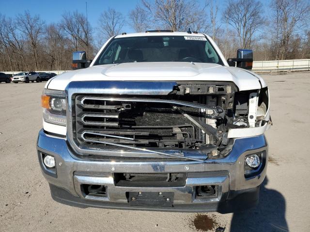 1GT12TE88GF156289 - 2016 GMC SIERRA K2500 SLT WHITE photo 5