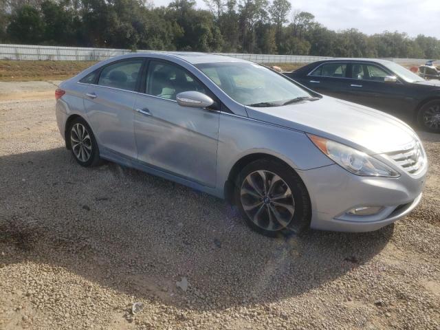 5NPEC4AB7DH593658 - 2013 HYUNDAI SONATA SE SILVER photo 4