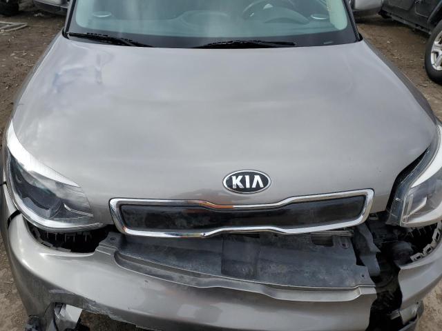 KNDJP3A57G7323054 - 2016 KIA SOUL + SILVER photo 11