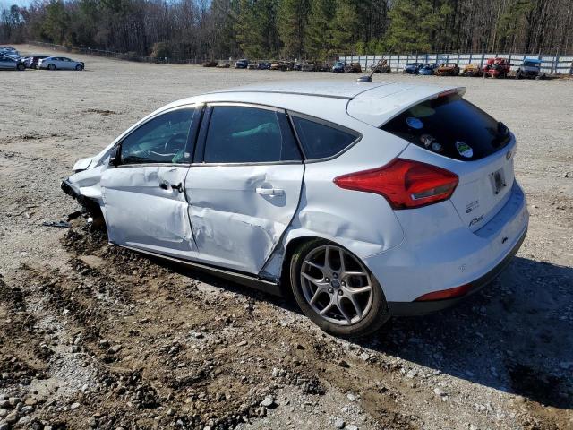 1FADP3K26FL360464 - 2015 FORD FOCUS SE WHITE photo 2