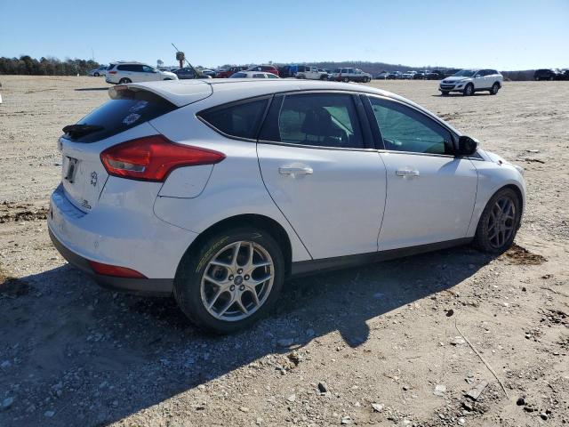 1FADP3K26FL360464 - 2015 FORD FOCUS SE WHITE photo 3