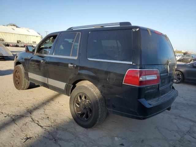 5LMFU28508LJ06915 - 2008 LINCOLN NAVIGATOR შავი ფოტო 2