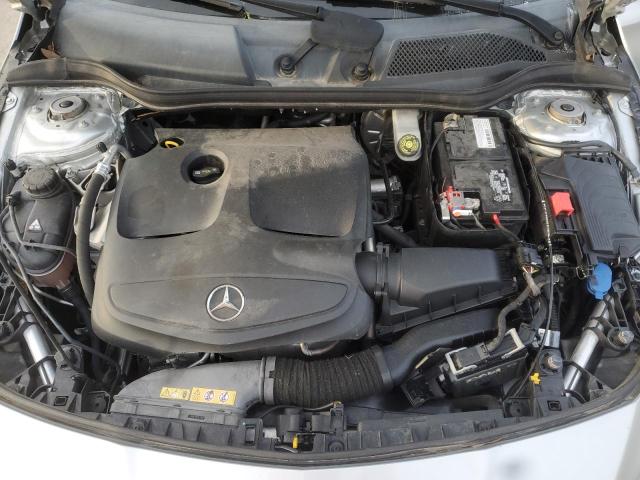 WDDSJ4EB6FN205671 - 2015 MERCEDES-BENZ CLA 250 SILVER photo 11