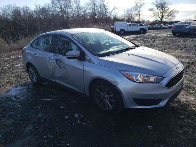 1FADP3F29HL240428 - 2017 FORD FOCUS SE SILVER photo 4