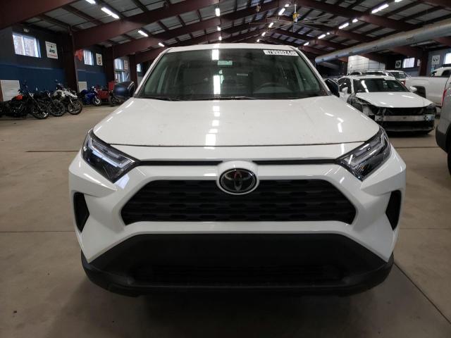 2T3F1RFVXRW420503 - 2024 TOYOTA RAV4 LE WHITE photo 5