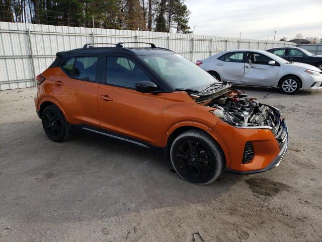 3N1CP5DV4NL515589 - 2022 NISSAN KICKS SR ORANGE photo 4