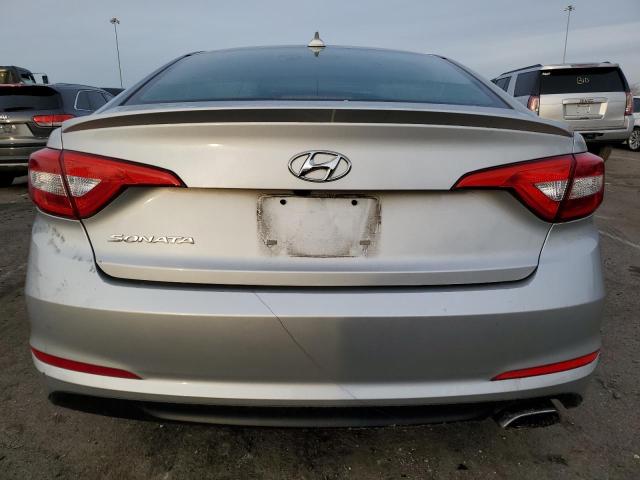 5NPE24AF8FH206625 - 2015 HYUNDAI SONATA SE SILVER photo 6